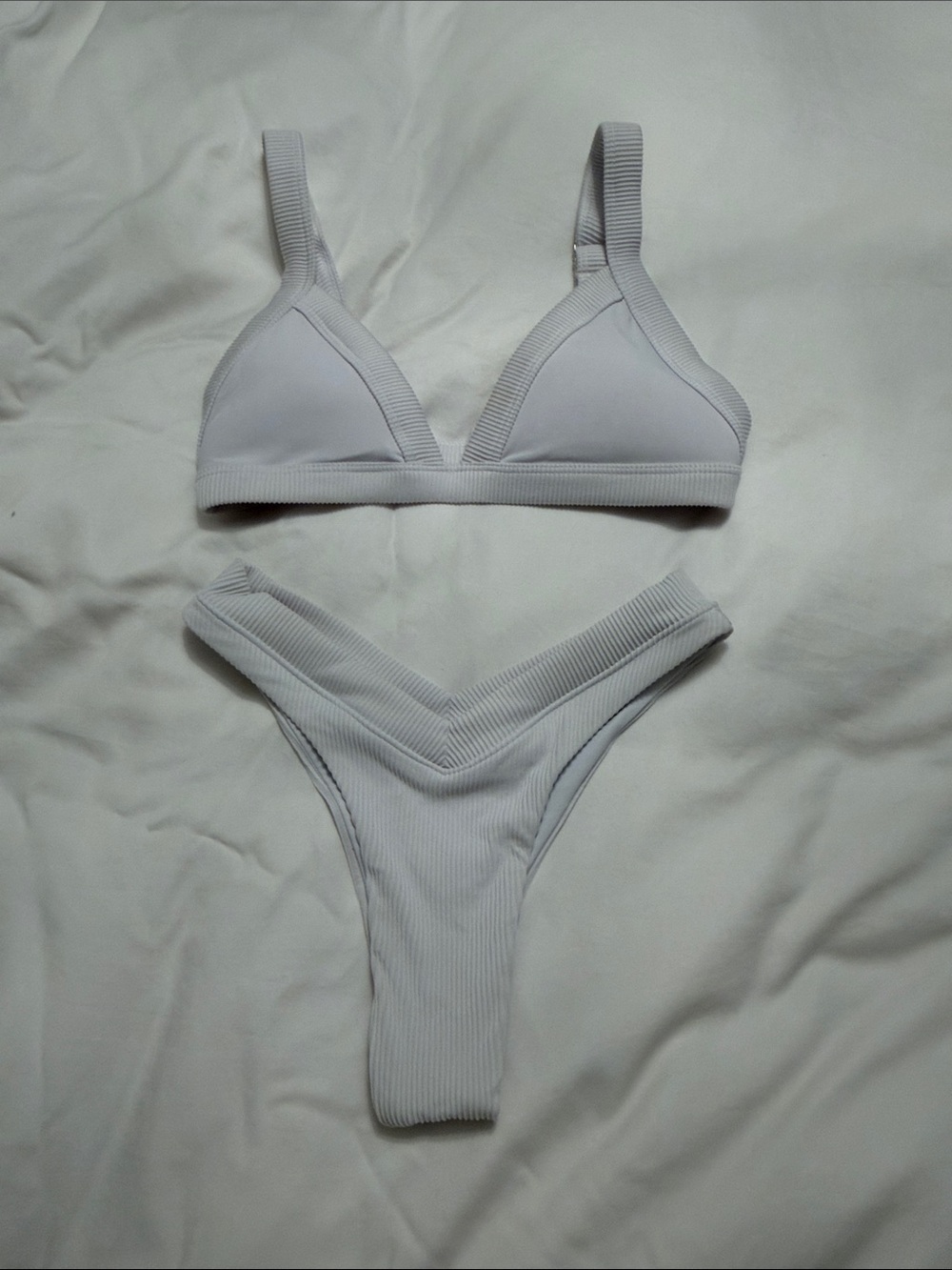 One one Ribbed white V-Waist Bikini Set